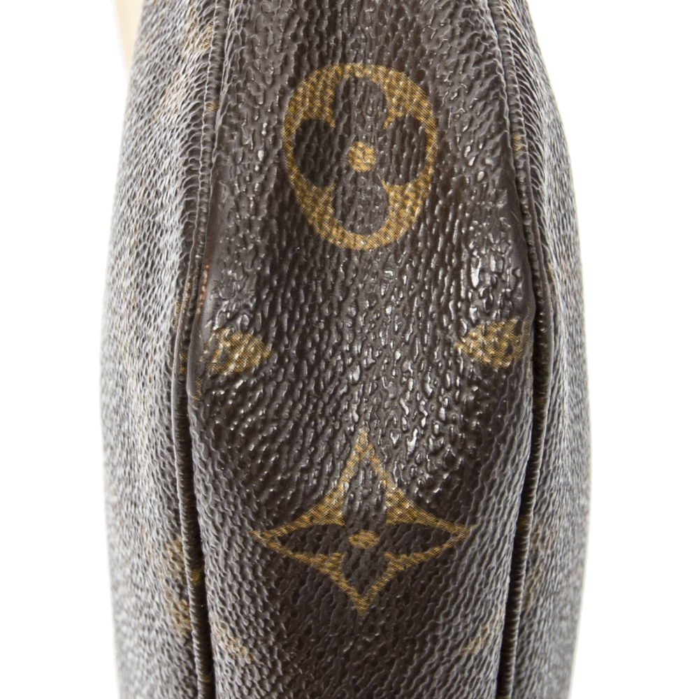 Louis Vuitton Pochette Accessoires - Picture 7 of 11